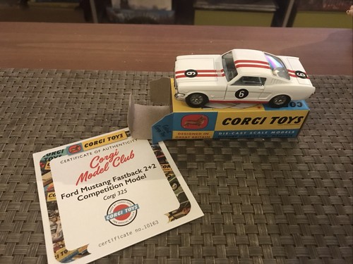 Modèle corgi club 325 - club,