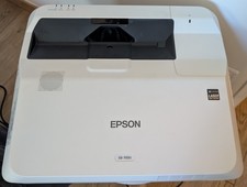 EPSON EB-700U