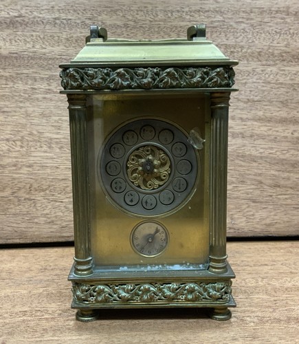 Ancien réveil mécanique - ancien,