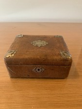 ancienne boîte à bijoux En