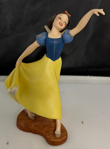 Wdcc snow white the - white,