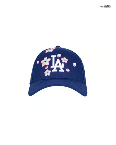 Takashi murakami mlb world - takashi,