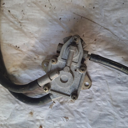 Pompe essence peugeot - a,