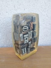 Vintage Antique Printing Letters Resin Paper Press Inclusion with Defect