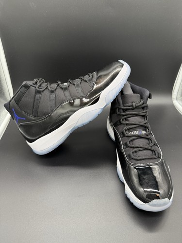 Nike air jordan retro - air, space