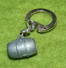 Bavarian Tavern Beer Pousset Spaten Schlüsselring Tin Barrel Keychain