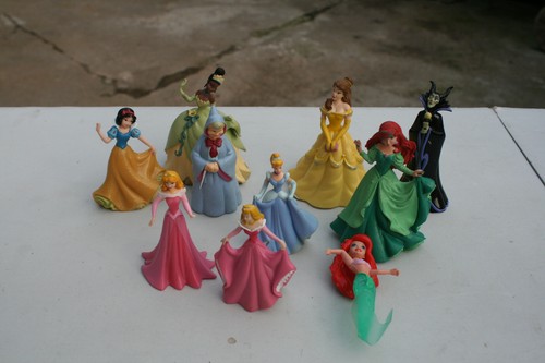Lot personnage disney - lot,