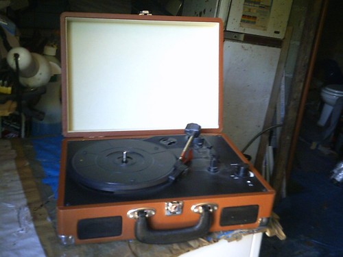 Tourne disques portable - un,