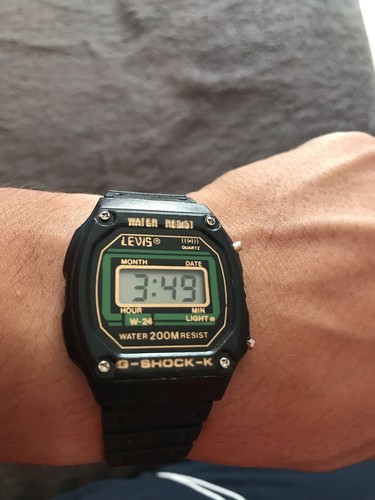 Montre électronique