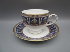Tasse a thé en porcelaine de