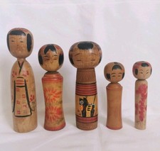 Kokeshi Lot de 5 Poupées