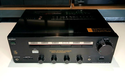 Sony v710 - sony, –