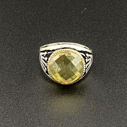 Incroyable belle bague - , en