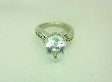 Bague En Or Blanc 14K Avec Aigue-Marine De 4,20 Carats Et Diamant 4,70 CT TW