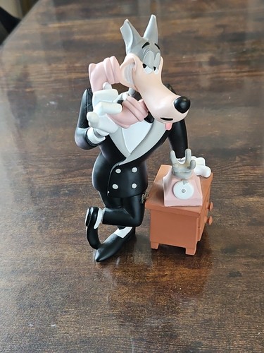 Extrêmement rare figurine - !,