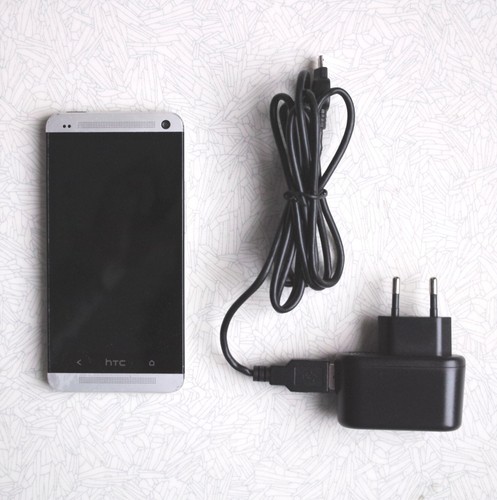 Smartphone htc one pno7100 - htc,