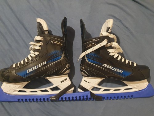 Patin hockey sur - sur, glace