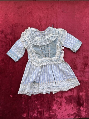Robe pour roupée ancienne - robe,