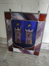 Grand vitrail avec 2 tours