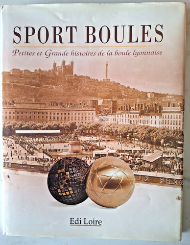 Sport boules petites - petites, et