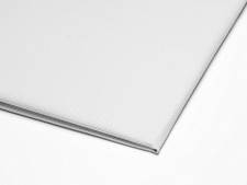 Perforé en cuir synthétique