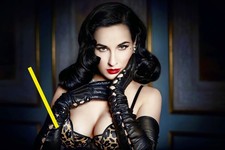 Photo taille au choix DITA VON