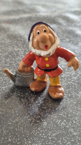 Figurine nain atchoum série - figurine,