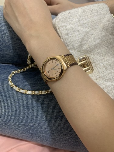Authentic swatch irony - authentic,