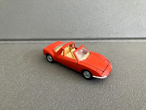 Ancienne voiture miniature - ancienne,