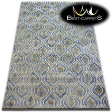 Tapis moderne motif nouveauté