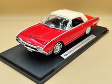 1/18 Ford Thunderbird Sports Roadster Rouge 1962 Welly ref: 9868W