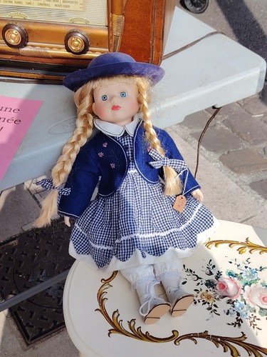 Poupée tête en - poupée,