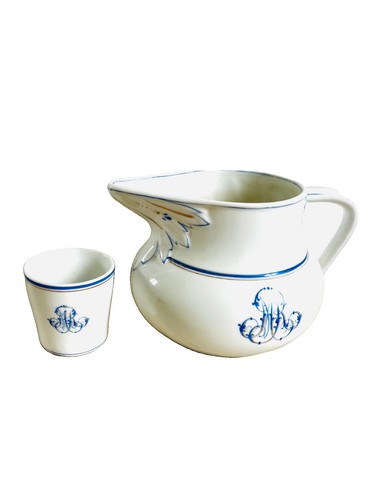 Ensemble toilette porcelaine