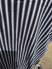 Coupon de tissu jersey à rayure noire et blanche en coton de 115 x 115 + reste 