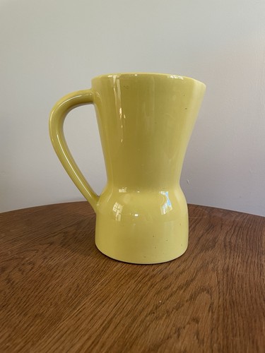 Ancien pichet jaune saint - pichet,