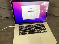 Apple MacBook Pro 15" Retina (Mid-2015) A1398 – i7 – 16GB RAM – 512GB SSD QWERTZ