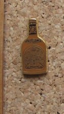 Pin's Arthus Bertrand whisky