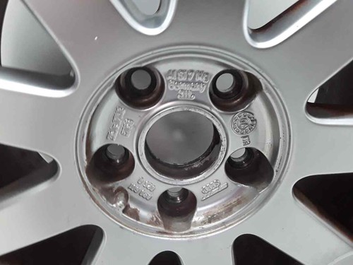 8p0601025q jante audi 8p - jante,