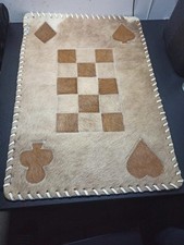 Ancien tapis en véritable