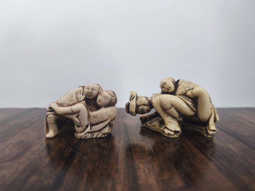 Lot netsuke figurines - 2,