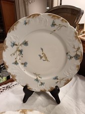 Assiette plate en porcelaine