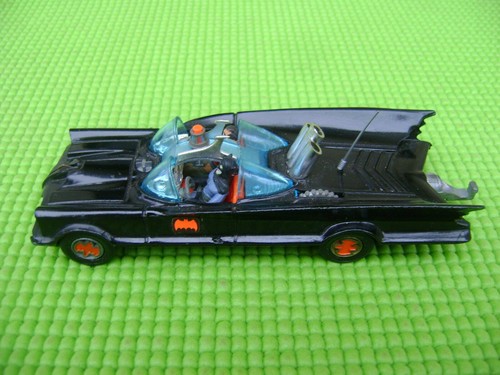 Corgi toys 267 batmobile - corgi,