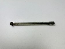 AXE ROUE AVANT PIAGGIO X8 250