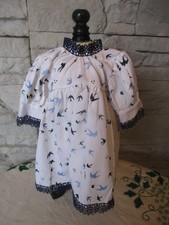 JOLIE PETITE ROBE  POUR POUPEE