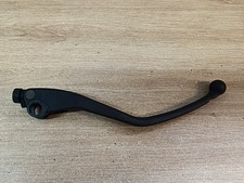 UN LEVIER DE FREIN AVANT DROIT