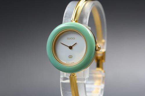 Presque comme neuve montre - comme, neuve]