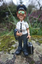 815.9102  FIGURINE STATUETTE METIER PILOTE FEMME  AVION  HUMORISTIQUE AIR FRANCE