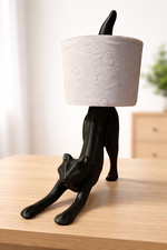 Chat en papier toilette