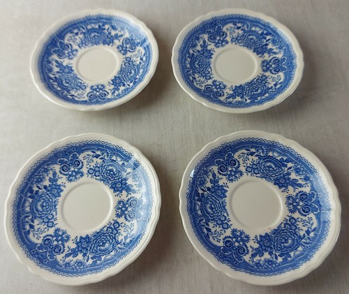 Lot sous tasses décor - 4,