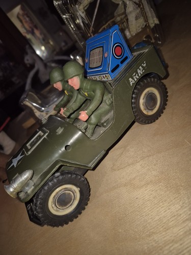 Ancienne jeep lyra armée - ancienne,